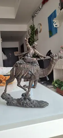 Bronze-style Bedouin Galloping Figurine - Decorative Collectible