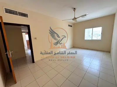 غرفتين وصاله ببلكونه بسعرلقطه مع شهر فري في موقع مميز علي شارع خليفه قريبه من كل الخدمات ودقايق لمخرج دبي