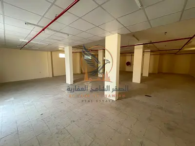للإيجار السنوي في عجمان  الجرف الصناعية 3 مساحة 2,300 قدم² مناسب لجميع الانشطة التجارية