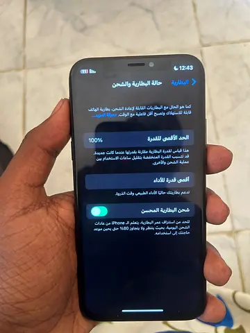 iPhone X/XS in good working condition — 100%) The battery is replaceable.