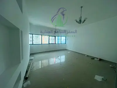 غرفة وصالة و2 حمام في موقع متميز وحيوي قريب من جميع الخدمات مع جيم ومسبح مجاني مع امكانية الدفع علي 6 شيكات بالممزر