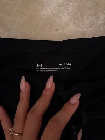 Under Armour black women's workout leggings - size S