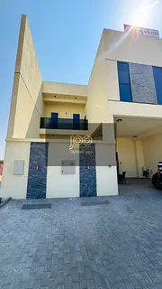 A special opportunity for family housing in a spacious townhouse that combines comfort, privacy and 