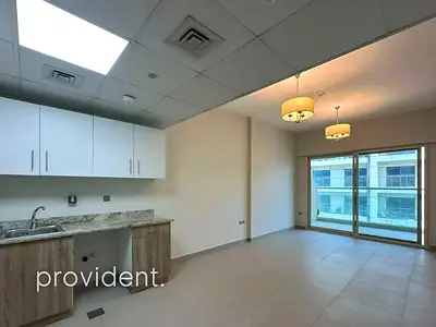 High Floor I Spacious 1 bedroom I Perfect location
