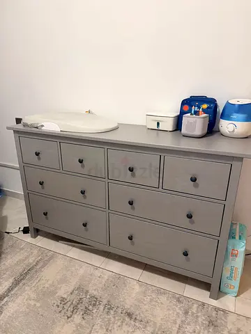 IKEA Hemnes chest of drawers (8 drawers) in grey
Was AED 1095
Now Dhs 650