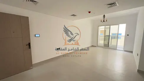غرفتين وصالة | اول ساكن | خزائ حائط | بلكون | مساحة كبيرة