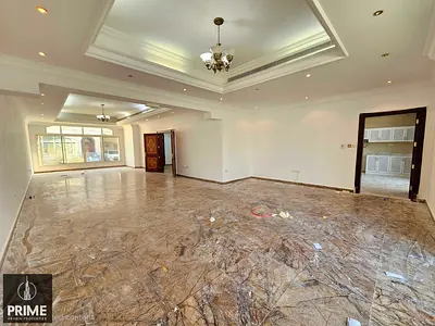 MASSIVE 04-BHK VILLA/DRIVER/MAIDROOM/YARD