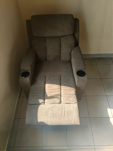 Single reclining armchair with cup holders - good condition