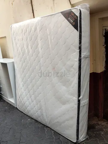 King-size mattress in bread new (wrapped)