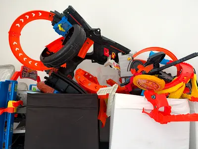 Hot Wheels-style Track Set (used) — assorted loops and accessories 4 different set