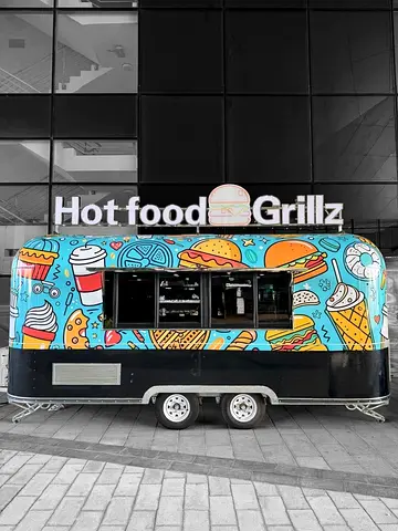 Food truck / trailer for Sale-fully equipped including pizza oven فود تراك كاملة المعدات للبيع