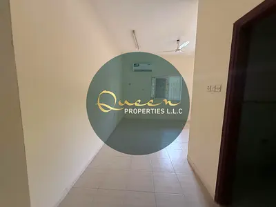 استوديو واسع للإيجار السنوي في المويهات 3 عجمان | مطبخ مفصول | مباشر على مخرج دبي | 19,000 درهم فقط