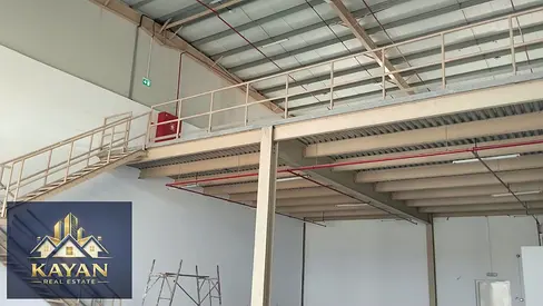 Warehouse 4959 Sq Ft with Mezzanine and 36 kW