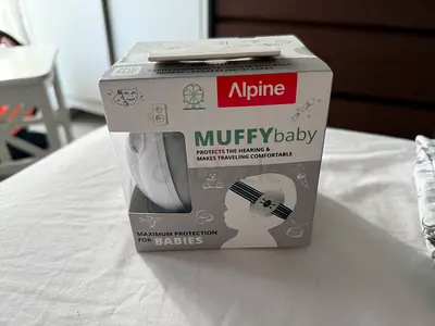 Alpine Muffy Baby Ear Defenders - New in Box