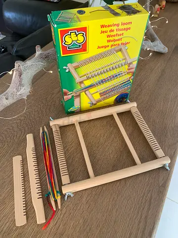 SES Weaving Loom
