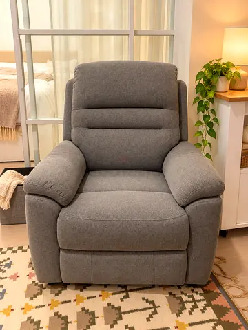 Recliner