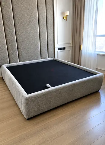 King Size Ottoman Storage Bed Frame with Hydraulic Lift (Fits 180x200cm Mattress) brand new.