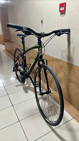 Merida Crossway 100 Hybrid Bike