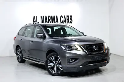 Nissan Pathfinder SV 2018 GCC Specs--in excellent condition.