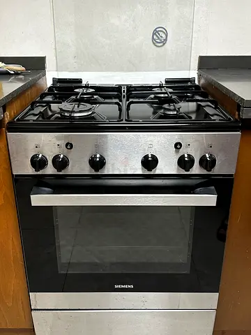 Gas cooker