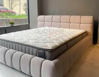 Modern Dezine Luxury King size 180x200 Bed included spring Top Memory foam matress Available