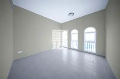 Near Metro | 2 + Store | Good Investment