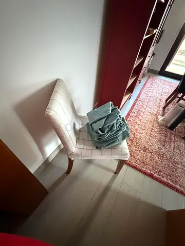 5 pcs. Chair with 2 pcs cover