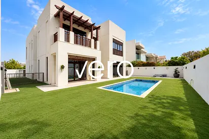 Modern Arabic | Next to Clubhouse | Vacant