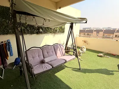 3-seater Swing ( Leaving and selling everything )