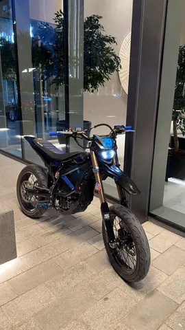 surron ultra bee 2025