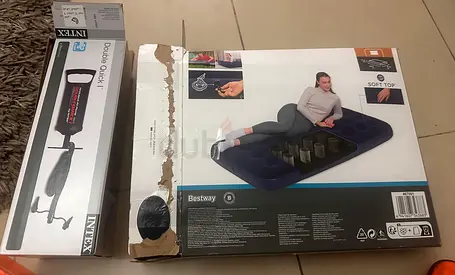 Carrefour Inflatable Air Mattress / Air Bed - Soft Top (Like New) with pump included
