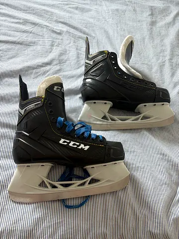 CCM ice skates