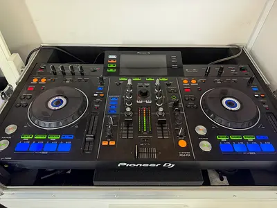 Pioneer XDJ RX Controller