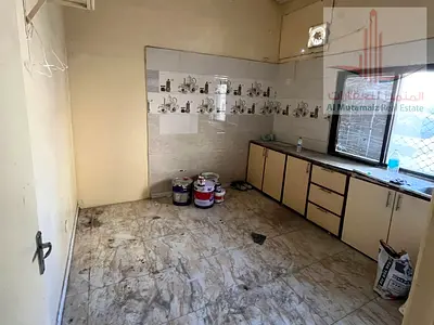 One bedroom and living room for rent at a very special price, with a very good size and location.