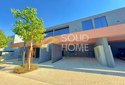 Elegant Townhouse | Freehold | Close to Mosque