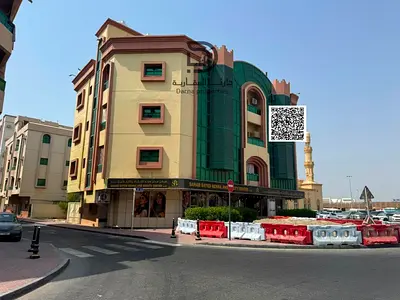 بناية للبيع في الراشدية 1 عجمان زاوية 3 شوارع، أرض 4000 قدم، أرضي و3 طوابق، 21 وحدة سكنية ومحل تجاري، دخل سنوي 360 ألف درهم، السعر 4.5 مليون