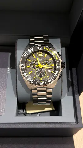 TAG Heuer Formula 1 Quartz Chronograph
