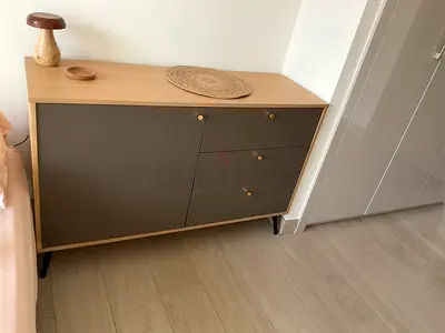 Cabinet/ chest of drawers