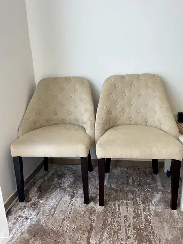 Set of 2 Beige Upholstered Dining Chairs with Button-Tufted Back