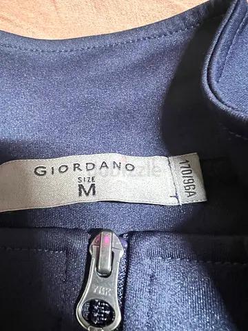 Giordano navy jacket/zip-up size M
