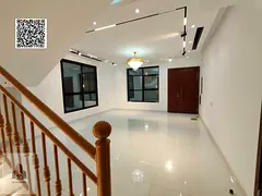 For sale: an upscale villa with 6 master bedrooms and a roof terrace.