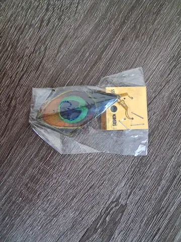 Peacock feather design earrings - new in packaging