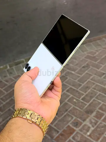 SAMSUNG GALAXY Z FOLD 8 256GB STORAGE WHITE COLOR