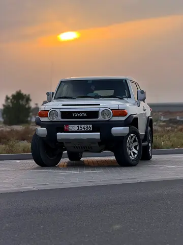 Toyota FJ Cruiser 2008 GXR GCC Specs