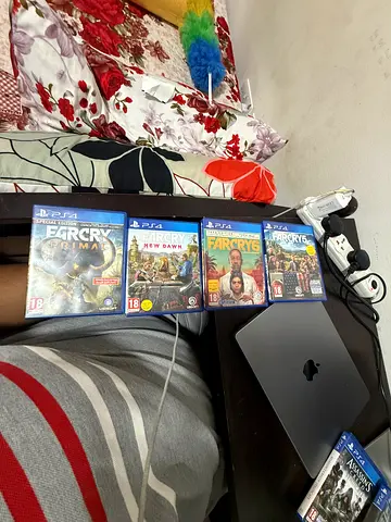 4 PIECE FAR CRY PS4 GAMES