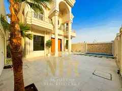Including electricity, water, air conditioning, and furnishings | Luxury villa on a street and alley