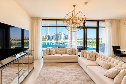 3 BR + Maids | Beautiful Creek Views | Vacant Soon