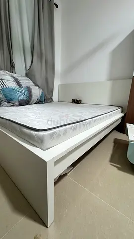 IKEA MALM 180x200 cm Bed Frame with Mattress - White
