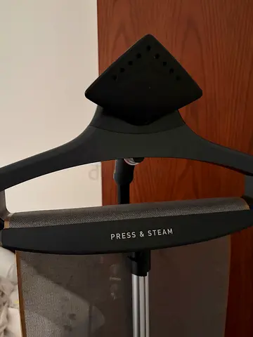 Handheld Garment Steamer / Press - Lightweight, TEFAL 2000w, Good Condition