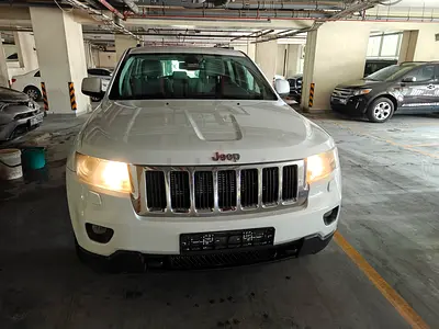 2013 Jeep Grand Cherokee Laredo GCC Specs